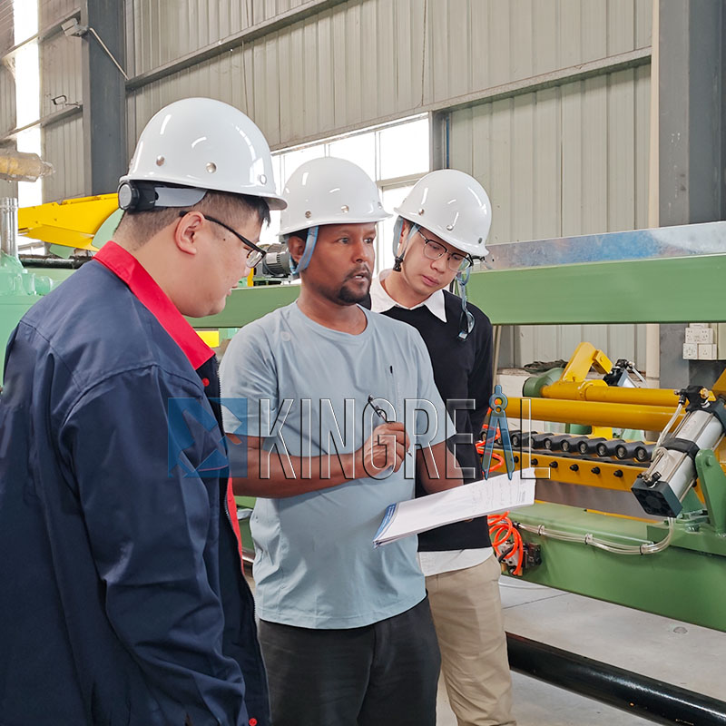 metal cut to length machine